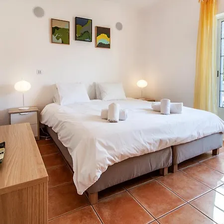 Villa Fornos Sleeps 6 Pool Wifi