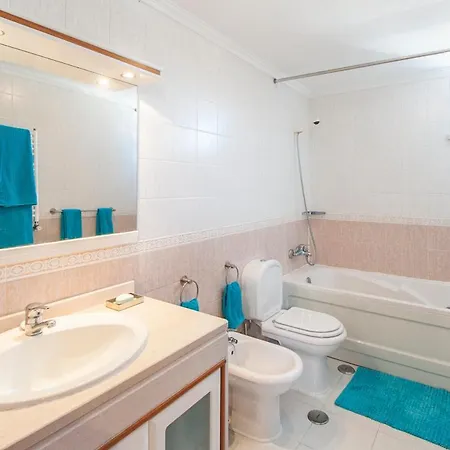 Fornos Sleeps 6 Pool Wifi *